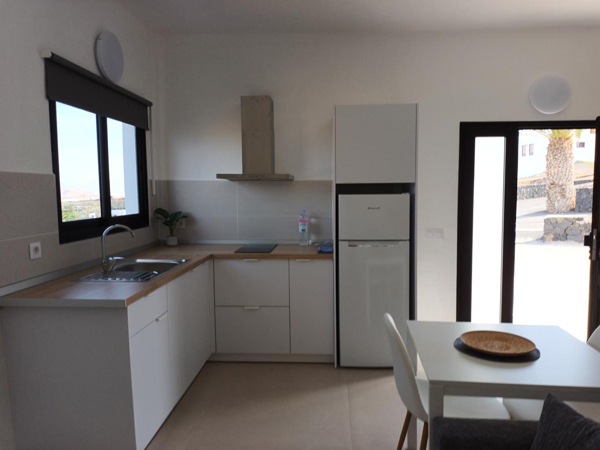Apartamentos Falcon Tinajo Bagian luar foto