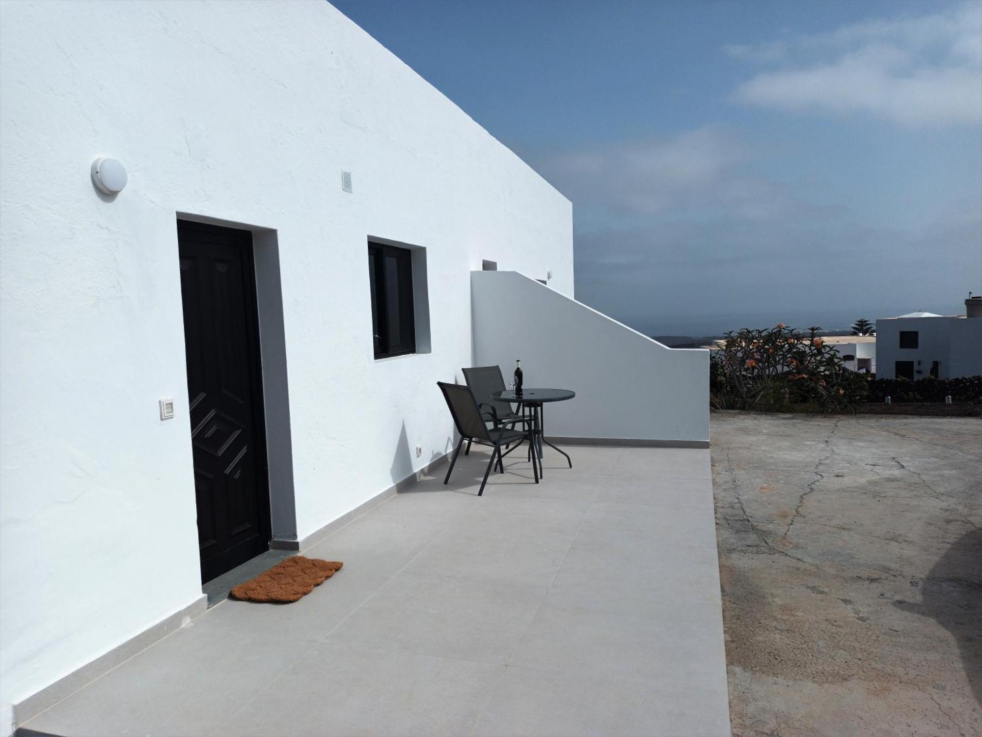 Apartamentos Falcon Tinajo Bagian luar foto