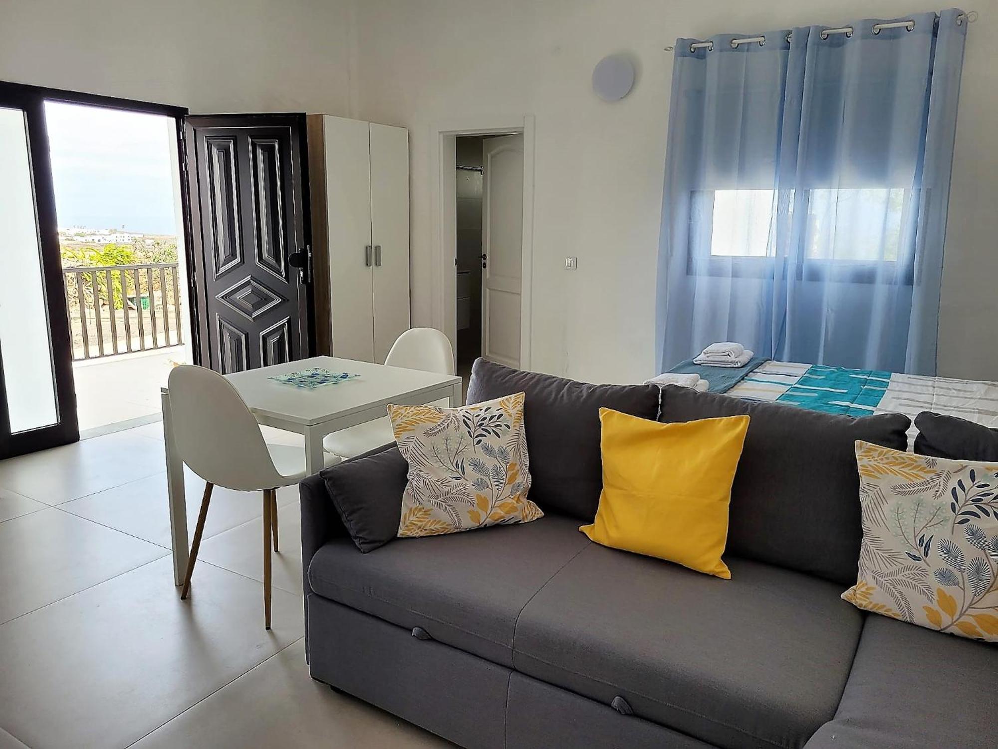 Apartamentos Falcon Tinajo Bagian luar foto